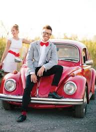 Biasanya hal ini dilakukan oleh pasangan yang tidak ingin terlalu ribet ketika melakukan persiapan pernikahan. Prewedding Muslim