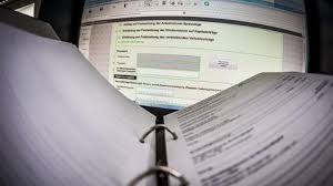 Die reguläre verjährungsfrist beträgt hierbei im steuerrecht 4 jahre und beginnt mit ablauf des kalenderjahres zu laufen, in dem die steuererklärung abgegeben wird. Elektronische Steuererklarung Wer Seine Steuer Am Pc Machen Muss Stern De
