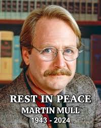 Doug Roberts, a beloved Baltimore-based actor known for roles in "The  Wire," "Serial Mom" and countless local productions, has died at 86.  https://bit.ly/46pUD6f