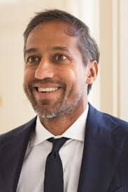 When and How to Make Your Second Hire as GC at a Tech Startup