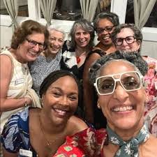 Charissa Benjamin's Instagram, Twitter & Facebook