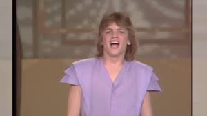 Since news of ray reyes' death broke on 30 april 2021, fans around the world have paid tribute to the puerto rican singer. Quienes Son Los Integrantes De Menudo Y Reparto De Subete A Mi Moto