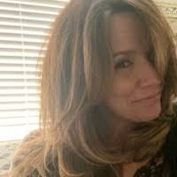 Sarah Stephan's Instagram, Twitter & Facebook