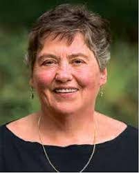 Jennifer Berube's Instagram, Twitter & Facebook