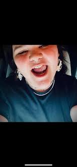 Show me your smiley piercing I'm getting mine next week!! 🤓