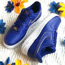 Nike Womens Air Force 1 07 Ess Ao2132 401 Size 7 Deep Royal Blue Gold Trim Fashion Clothing Shoes Accessor In 2020 Royal Blue Shoes Royal Blue And Gold Nike Women