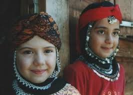 Pusi Kulturumuz Sayfa 4 Gelenek Ve Goreneklerimiz Hemsinliyiz Biz Kizlar Krose