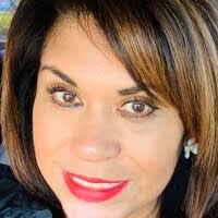 Lorena Cisneros's Instagram, Twitter & Facebook