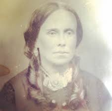 Can someone restore an old family photo from Australia?