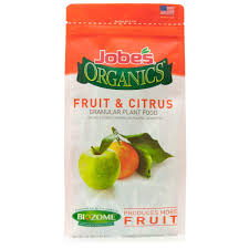 Most fruit trees prefer organic fertilizer high in nitrogen that makes their leaves green which is essential for green growth, photosynthesis, and general growth. Jobe S Organics Fruit Citrus Fertilizer With Biozome 3 5 5 Organic Fast Acting Granular Fertilizer For All Fruit And Citrus Trees 4 Pound Bag Amazon In Garden Outdoors