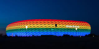 Home of the european champions @fcbayern and tsv 1860 münchen. Allianz Bosch Daimler Co Immer Mehr Grosse Firmen Bekennen Beim Christopher Street Day Farbe Business Insider