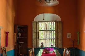 What do you need to know about spanish interior design? Mexican Interiors House Garden
