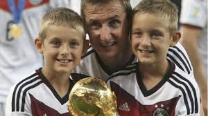 DFB-Team: Klose will Gomez auf seiner Position sehen