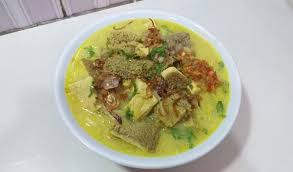 Makanan ini terdiri dari nasi yang diberi kuah kare kambing yang kental dan lezat. Resep Soto Babat Kuah Santan Yang Enak Nikmat Dan Segar Wajib Coba Portal Jember