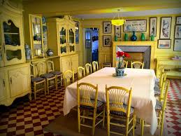 12 Une Douzaine Restaurant Tips Giverny Interior Decorating Decor Design