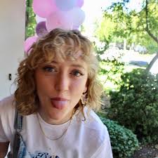 Madeline Grubbs (@madelinegrubbs) • Instagram photos and videos