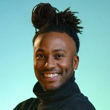 Ernesto Camilo Aldazabal Valdes er aðstoðarskólastjóri í Klassíska  listdansskólanum og kennir nútímadans. Hann útskrifaðist frá Escuela  Nacional de Arte en Cuba í Havana. Skemmtileg staðreynd um Camilo er að  honum finnst Mjúkís