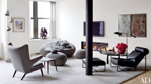 Will ferrell är en amerikansk komiker, imitatör, skådespelare och författare. Inside Will Ferrell S Home In New York City Architectural Digest