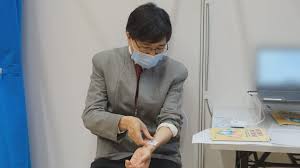 카피툰은 네이버웹툰 다음웹툰 카카오웹툰 레진코믹스 짬툰 투믹스 탑툰 만화책 미리보기 및 다시보기를 제공합니다. G4n9j7qtd02y2m