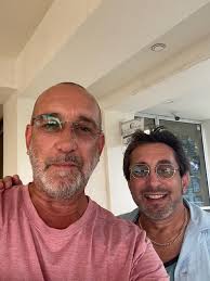 Dennis Gatto (@americanguitarworks) • Instagram photos and videos