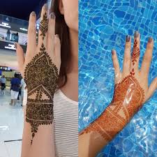 My Henna Tattoo Before And After Drying Henna Tattoos Henna Tattoo