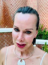 Carrie Riddle's Instagram, Twitter & Facebook