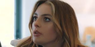 Sadakatsiz 55. Bölüm Fragmanı Yayınlandı Mı? Derin Volkan'a Onur'la  Öpüştüğünü İtiraf Ediyor!