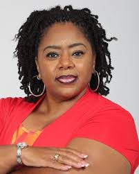 Dionne Collins's Instagram, Twitter & Facebook