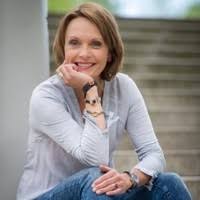 Moderiert wird die sendung von alexander brauer, moderator der lokalzeit aus dortmund. Simone Standl Journalistin Und Moderatorin Wdr Lokalzeit Koln Linkedin