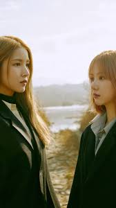 It's her first ever acting role. 323300 Gfriend Sowon Eunha Labyrinth 4k Phone Hd Wallpapers Images Backgrounds Photos And Pictures Mocah Hd Wallpapers