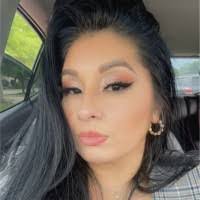 Marlene Gill's Instagram, Twitter & Facebook