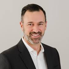 This past year has had some incredible highs and lows, and amid the  challenges, has been so very enlightening. Last spring, I took a pause...a  pause to reflect and grow both personally