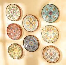 Tuscan S 8 Wall Hanging Appetizer Plates Mediterranean Plates On Wall Tuscan Decorating Tuscan Home Decorating