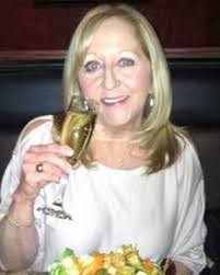 Sydney Hinkle's Instagram, Twitter & Facebook