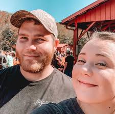 What are good towing companies who are available right now ?