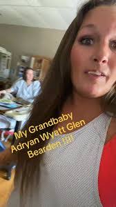 Tara Bearden's Instagram, Twitter & Facebook