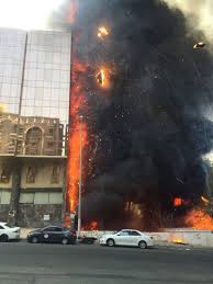 نشوب حريق في فندق بمكة المكرمة فيديو وصور المصري اليوم