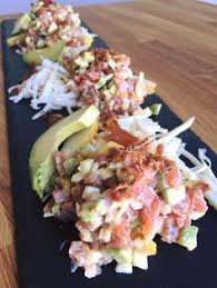 Tartare De Thon A La Sauce Hoisin Et Remoulade Food Mediterranean Fish Recipe Fish Recipes