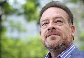 A how-to guide from the ultra-rich: What to tell your kids about money