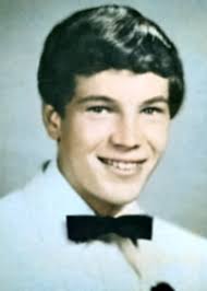 Edward Kapusta's Instagram, Twitter & Facebook