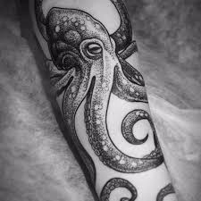 10 Great Blackwork Octopus Tattoos Octopus Tattoos Octopus Tattoo Forearm Tattoos