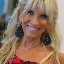 Dustin Strouse's Instagram, Twitter & Facebook