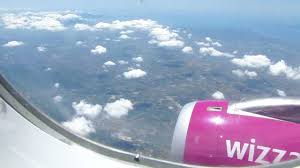 Daca esti in cautarea biletelor tale de avion, ai ajuns in locul potrivit. Zbor De La Bucuresti La Napoli Airbus A320 Wizzair Iunie 2012 Youtube