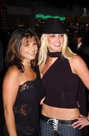 Britney spears' conservatorship case has taken a turn as the law firm representing her father, jamie spears, is fighting back over recent legal arguments made by her mother, lynne spears. Britney Spears Mom Lynne Attends Conservatorship Hearing As Singer Fights Dad Jamie In Court For Control Of Estate
