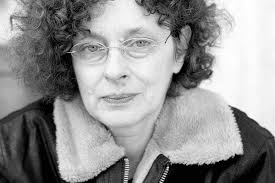 Opposing patterns of movement