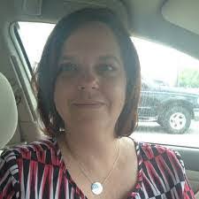 Linda Batterman's Instagram, Twitter & Facebook