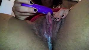 Orgasmo di clitoride enorme cremoso