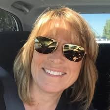 Katrina Whitmore (@Trinainville)