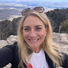 Carrie Monroe O'Keefe 📚 (@monroeokeefe) • Instagram photos and videos