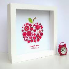 10 Idees De Cadeaux Maison Pour La Maitresse Bricolage Cadeau De Professeur Idee Cadeau Maitresse Cadeaux De Remerciements Pour Professeurs
